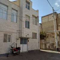 فروش منزل ویلایی دو طبقه جنوبی 100 متر