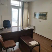 فروش دفتر کار صد متری