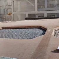 در ‌چوبی 9عدد ویک درچوبی سرویس با چهار چوب.