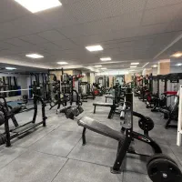 ۲ نفر پذیرش باشگاه بدنسازی و هوازی بانوان