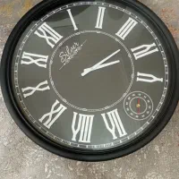 ساعت دیواری بزرگ