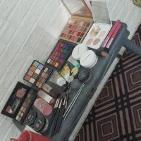 لوازم میکاپ ارایشی