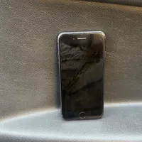 اپل iPhone 7 با حافظهٔ ۳۲ گیگابایت