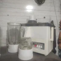 دوعدد آبمیوه گیری  ۳  کاره  درحدنو