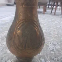 گلدان|کلکسیون اشیاء عتیقه|خرمشهر, |دیوار