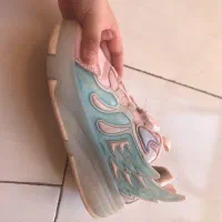 کفش اسکیتی چراغدار