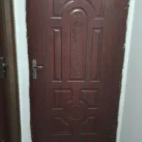 درب اپارتمان و اتاق وسرویس