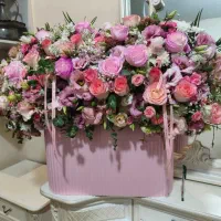 سبد گل طبیعی با ۲۳ عدد رز هلندی