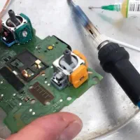 تعمیر دسته و سرویس انواع کنسول های گیمینگ