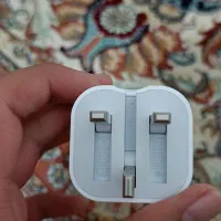 آداپتور آیفون اورجینال در حد آکبند با کارتون