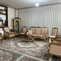 مبل ۹نفره|مبلمان خانگی و میز عسلی|شاهینشهر, گزبرخوار|دیوار