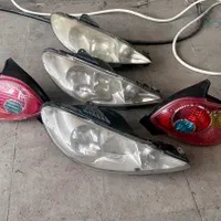 گلگیر207 سمت راننده،چراغ جلو و عقب۲۰۶،طاقچه عقب۲۰۶|قطعات یدکی و لوازم جانبی|تهران, فردوس|دیوار