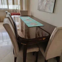 میز نهارخوری هشت نفره