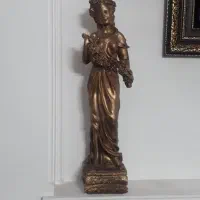 مجسمه زیبا و لوکس