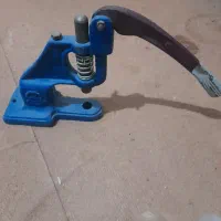 دستگاه پرس دکمه خیاطی