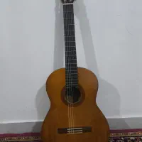 گیتار یاماها C40