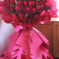 تاج گل دسته گل برند woshe