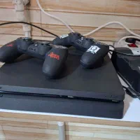 ps4 سالم و کاملا نو slim