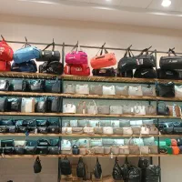 کیف زنانه پاسپورتی ساک ورزشی چمدان کیف کارتی