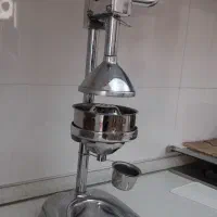 آب انار گیر|آبمیوه‌گیر و آب‌مرکبات‌گیر|قم, دانشگاه قم|دیوار