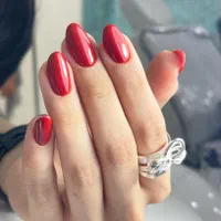 خدمات ژل و مانیکور روسی