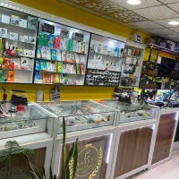 ویترین موبایل فروشی