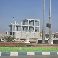 فروش مغازه و دو آپارتمان در خیابان اصلی شهر