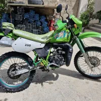 کامیکس کامکس 200 kmx
