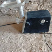 چرخ گوشت درخت چه و بند زن