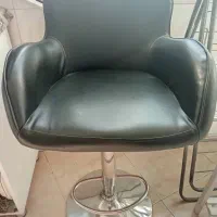 صندلی لگنی و میز تلفن