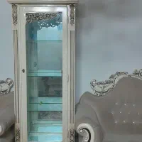 بوفه و ساعت ایستاده