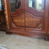 بوفه چوبی (ویترین ) وارداتی از مالزی در حد نو|بوفه، ویترین، کنسول|تهران, باغ فیض|دیوار