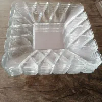 پیش دستی شیشه ای
