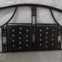 تختخواب و تشک دو نفره کاملآ نو و بدون خرابی|تشک تختخواب|برخوار, |دیوار