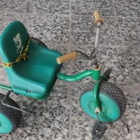 سه چرخ محکم تا 6سالگی راحت  استفاده میشود