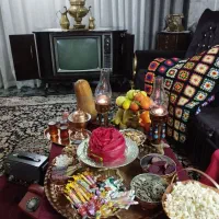 تلویزیون مبلی قدیمی