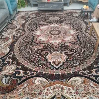 یک عدد فرش ۱۲ متری با یک عدد ۶ متری