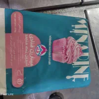 بازاریاب خانم جهت فروش خامه قنادی