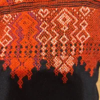 سرتوپ بافتنی و خیاط چرخ و دست