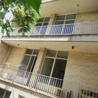 خانه-قدیمی-سه-طبقه-مستقل