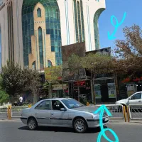 مغازه۳طبقه برِخیابان امام روبری خیابان یخچال|اجارهٔ مغازه و غرفه|قم, حنیف نژاد|دیوار