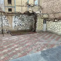 منزل دو طبقه و دونبش فروشی