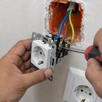 انجام کارهای برقی شما با کیفیت و سرعت بالا