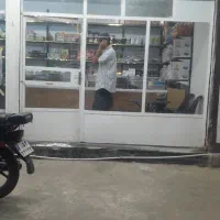 چهار چوب در ۲ قسمت همراه شیشه
