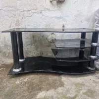 میز تلویزیون شیشه ای