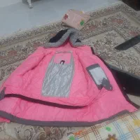 کابشن نوجوان خارجی|لباس|تربت‌حیدریه, باغ سلطانی|دیوار