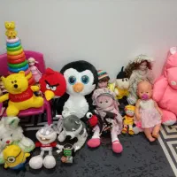 تعدادی عروسک