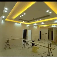 کناف سقف کشسان کاغذدیواری پارکت کابینت تیوی وال