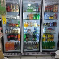 یخچال ویترینی وفریزربستنی