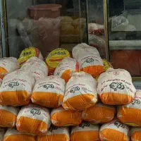 کارگر برای خردکردن مرغ کارگر ساده نمیخام